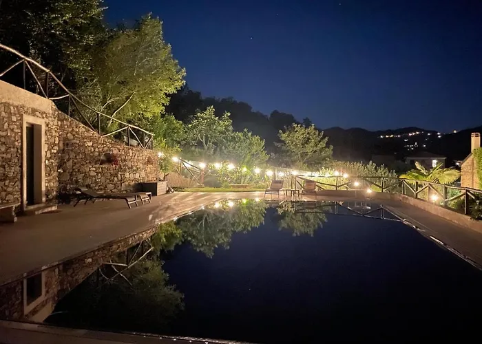 Bed & Breakfast Borgata Cantone 4*
