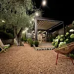 Bed and Breakfast Borgata Cantone 4*