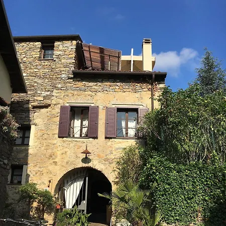 Borgata Cantone Couette-café